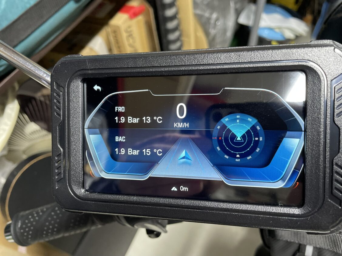 ドライブレコーダー&ナビモニター（carplay対応）その2