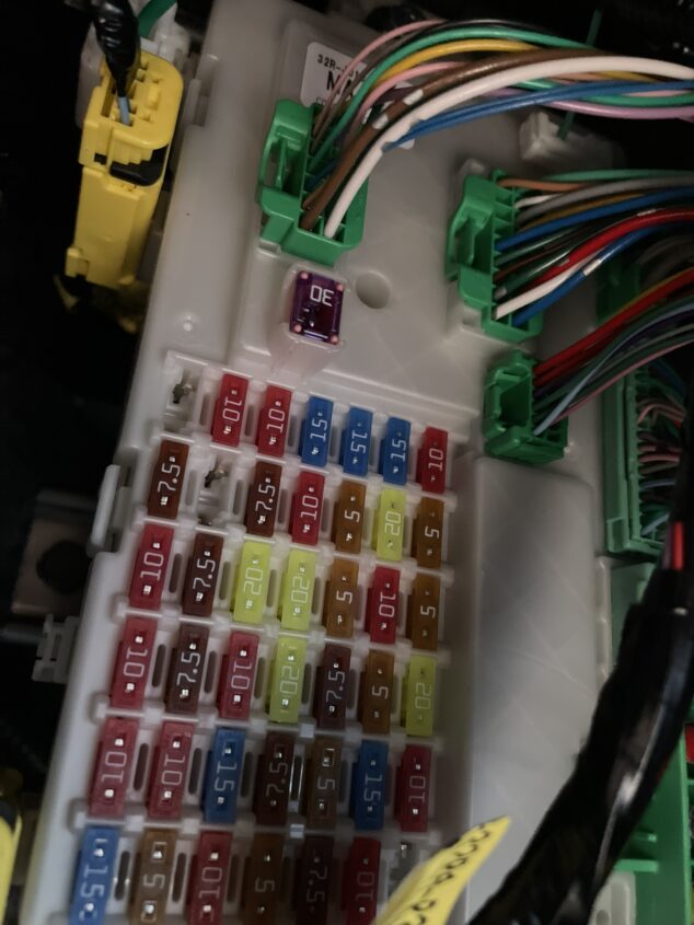 ホンダ N-BOX JOY電源取り出しハーネスの相違点